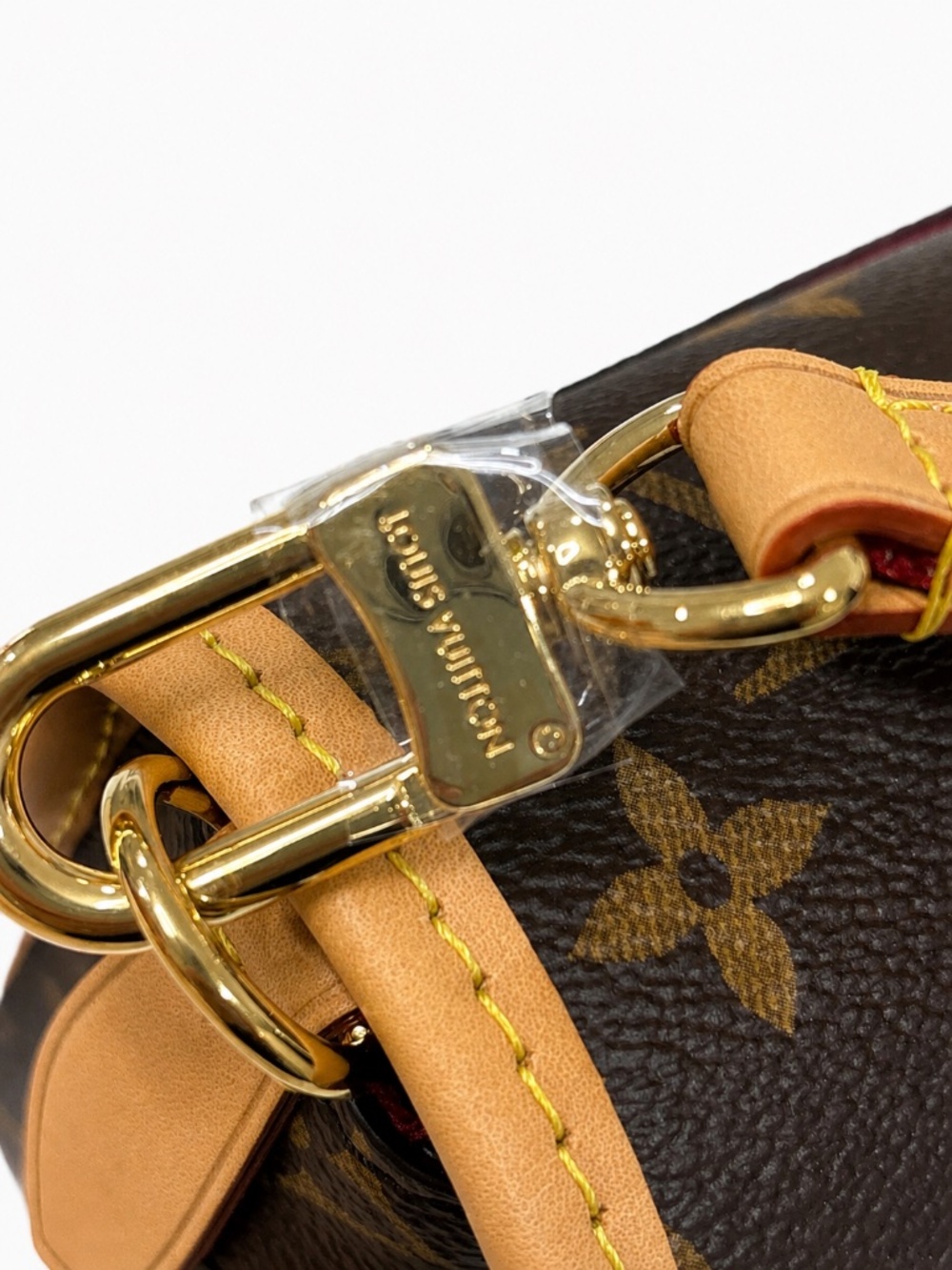 1355 NWT Louis Vuitton Bandoulière Jacquard Shoulder Strap – One Size – Fuchsia - Picture 2 of 15